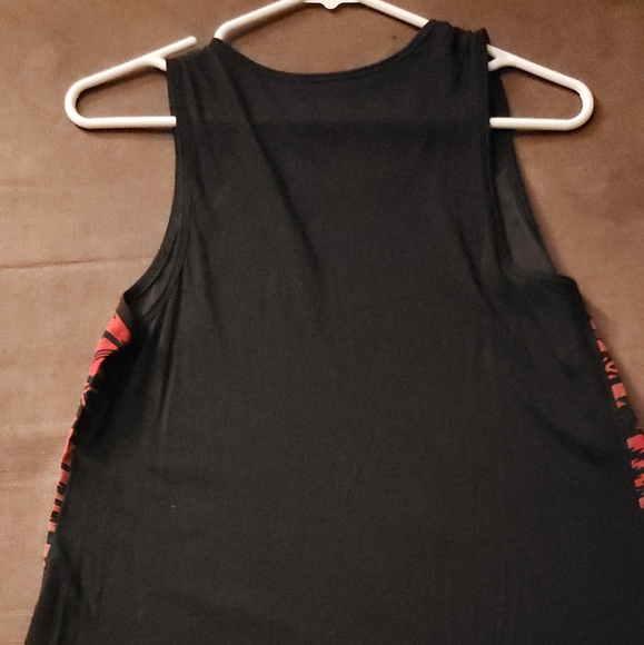 Tank top - Picture 2 of 3